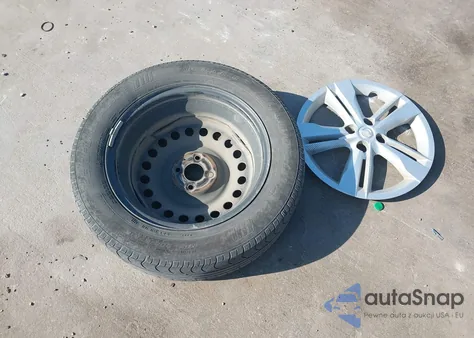 2018 Nissan Kicks S из США, поврежденный, VIN 3N1CP5CU9JL533654